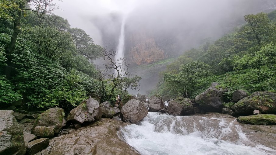 Nanemachi Waterfall Trek from Pune | with Satsada Waterfall - Tour